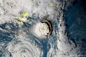 トンガ沖で再び「大規模噴火」 豪観測機関