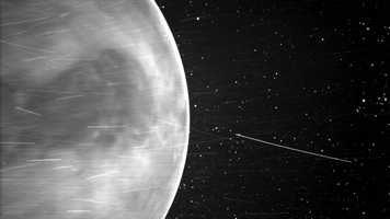 NASA「撮れるはずのない金星の画像が撮れちゃった」