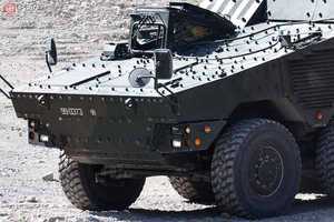 「新型!?」開発中の自衛隊向け国産8輪装甲車 16式機動戦闘車と高い互換性も