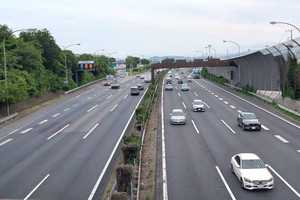 名神、東名...「高速道路」実は日本に4つだけ!? 「自動車道」となにが違うのか 選ばれし路線の共通点